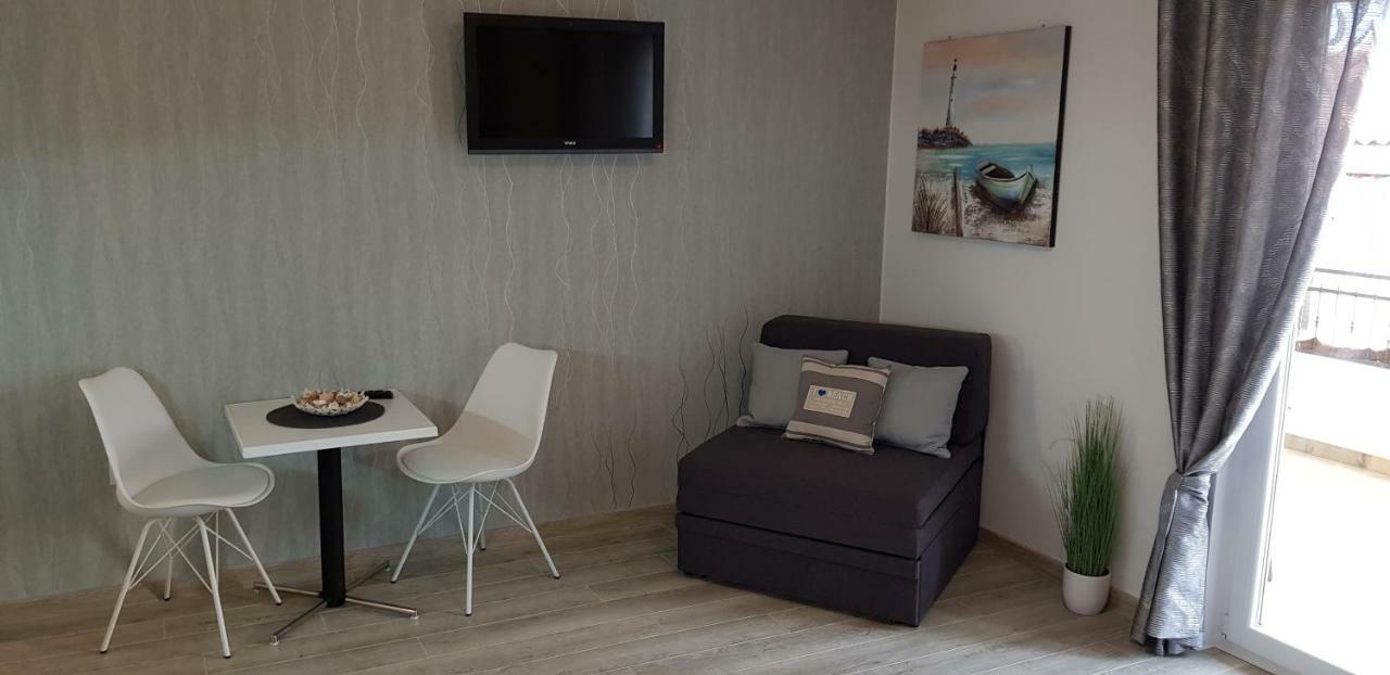 Apartments Deak Makarska Exterior photo